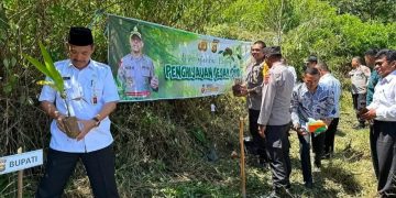 Tanam 700 Pohon Bersama Polres, Pj Bupati Kerinci: Kelestarian Alam dan Investasi Masa Depan