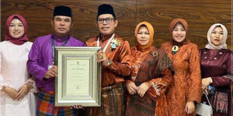 Kota Sungai Penuh Raih Penghargaan Swasti Saba Wiwerda