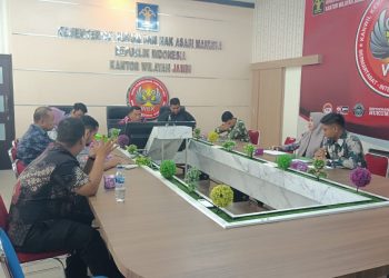 Bagian Hukum Setda Tanjabbarat Kunjungi Kanwil Kumham Jambi Konsultasi Pengisian e-Reporting dan Penilaian Pengelolaan JDIHN Tahun 2023