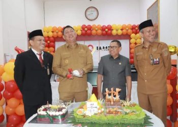 Ketua DPRD Tanjab Barat Hadiri Upacara HUT ke-61 Bank 9 Jambi