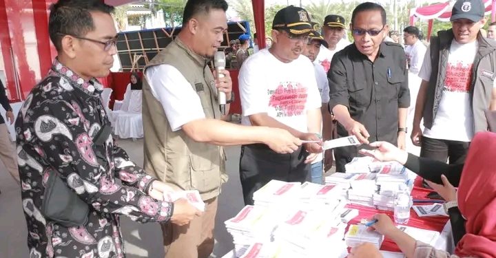 Bupati Tanjab Barat Sukses Melakukan Simulasi Pemungutan dan Penghitungan Suara