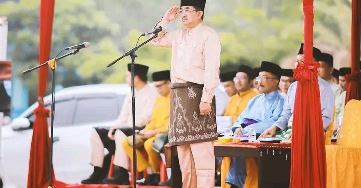 Bupati Tanjab Barat Jadi Inspektur Upacara Peringatan HUT Jambi ke-67 Tahun 2024