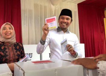 Gunakan Hak Pilih, Edi Purwanto Kagum Animo Masyarakat Tinggi Meski Hujan