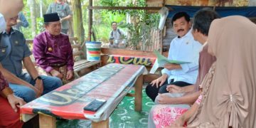 Bersama Gubernur Al Haris: Menteri ATR/BPN Antar Sertifikat Gratis ke Rumah Warga di Sungai Gelam Muaro Jambi