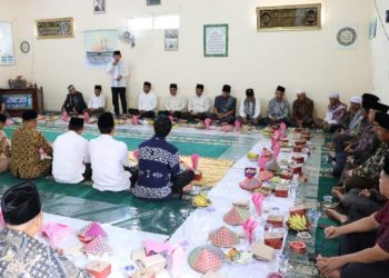 Wako Ahmadi Hadiri Isra Mi’raj Nabi Muhammad Saw di Kecamatan Tanah Kampung