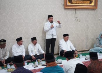 Gubernur Al Haris Serahkan Tali Asih, Penghargaan dan Santunan Bagi PNS Purnabakti Pemprov Jambi di Sarolangun