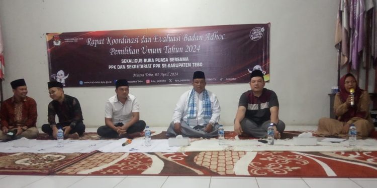 KPU Tebo Gelar Rakor dan Evaluasi Kinerja Adhoc