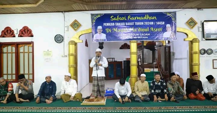 Bupati UAS Fokus Tingkatkan ekonomi Masyarakat melalui UMKM