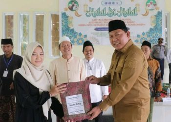 Wabup Hairan Hadiri Halal Bihalal Santri Lirboyo