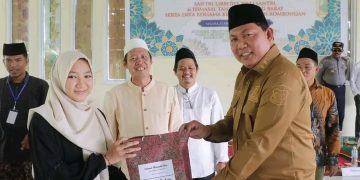 Wabup Hairan Hadiri Halal Bihalal Santri Lirboyo