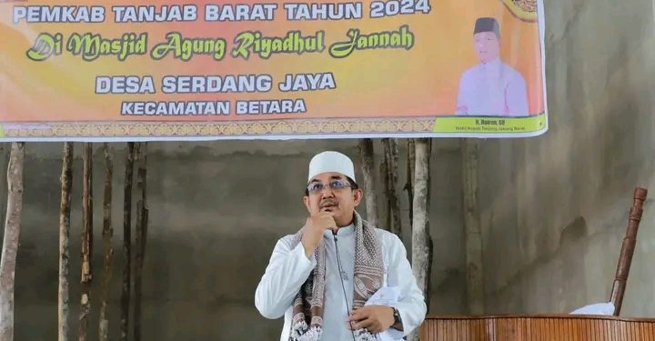 Bupati UAS Laksanakan Safari Jumat di Masjid Agung Riyadhul Jannah