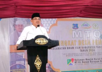 Bupati Tanjab Barat Buka MTQ ke-53 Desa Pembengis, Ajak Generasi Muda Gemar Membaca Al-Quran