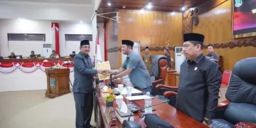 DPRD Tanjab Barat Gelar Paripurna Ke-Tiga Dengan Rangka Tanggapan Bupati Atas Pandangan Fraksi-Fraksi