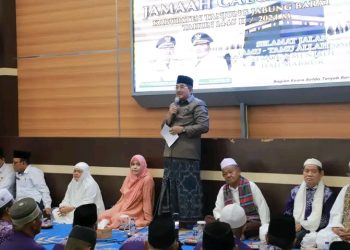 Bupati UAS Lepas 398 Jamaah Haji, Titip Doa untuk Kemajuan Kabupaten