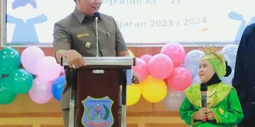 Wabup Tanjab Barat Ajak Siswa untuk Berbuat Baik, Rajin Belajar serta Hormati Guru