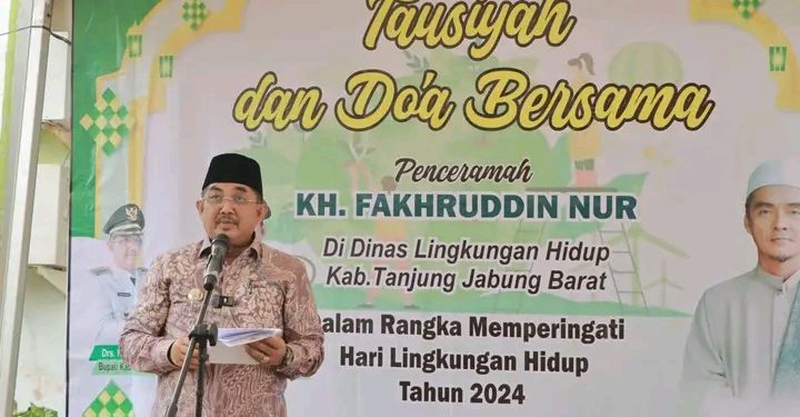 Bupati UAS Apresiasi Tinggi Kepada Petugas Kebersihan, Satpol PP, Damkar dan BPBD