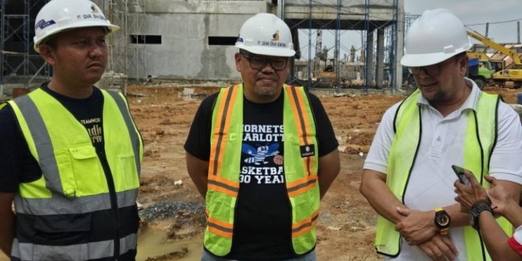 Waka Komisi III Ivan Wirata Cek Perkembangan Pembangunan Stadion Pijoan