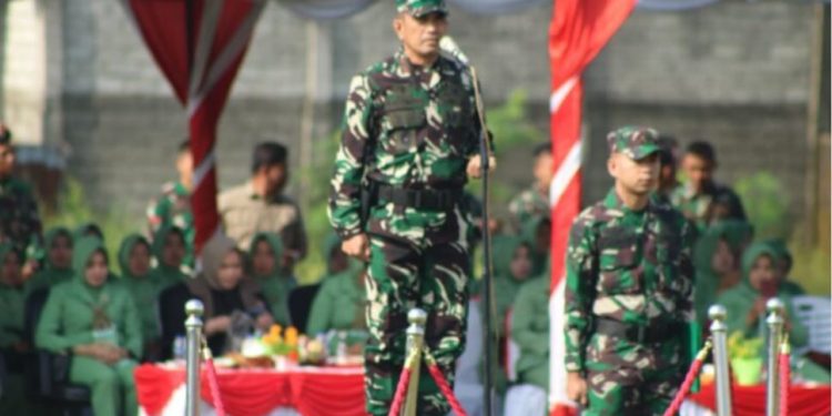 Danrem 042/Gapu Pimpin Upacara Penutupan TMMD ke-120 di Kabupaten Kerinci