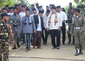 Hadiri Haflah Akhirussanah Ponpes Salaful Muhajirin Singkut, Wagub Abdullah Sani Sampaikan Tiga Amalan Jariyah