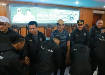 Bupati UAS Lepas 33 Atlet Muda untuk Popda Jambi 2024
