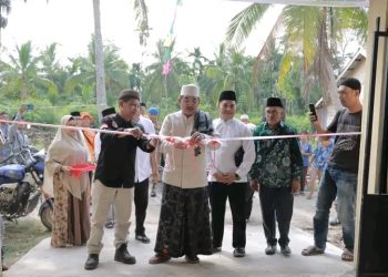 Resmikan TPS-3R Panglima Batur, Bupati UAS Ajak Masyarakat Jaga Kebersihan Lingkungan