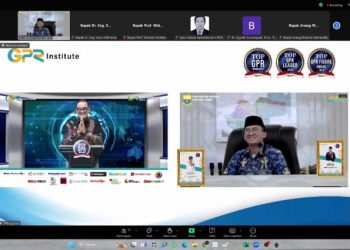 Gubernur Al Haris Raih Penghargaan Top GPR Figure Award 2024