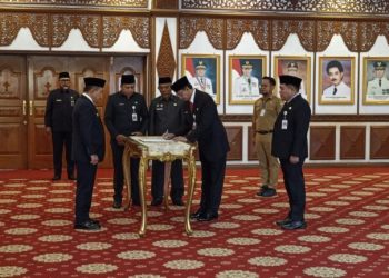 Gubernur Al Haris Lantik Muzakir Jadi Kadis PUPR Jambi