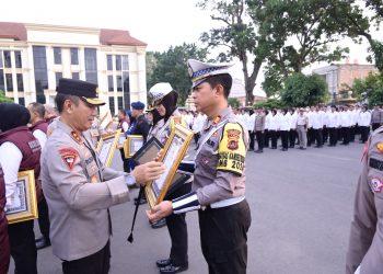 Polres Kerinci Raih Penghargaan dan Plakat Dari Kapolda Jambi