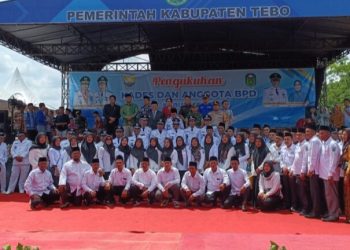 Pengukuhan Kades dan BPD se-Tebo, Gubernur Al Haris: Manfaatkan Jabatan untuk Membangun Desa