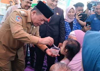 Gubernur Al Haris Canangkan PIN Polio dan Launching Inovasi Stunting di Sarolangun
