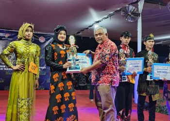 Dukung Pengrajin Batik, PetroChina Turut Meriahkan Hari Jadi Tanjab Barat