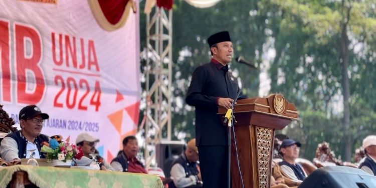 Hadiri PKKMB UNJA 2024, Edi Purwanto Paparkan Tantangan Anak Muda Era Saat Ini