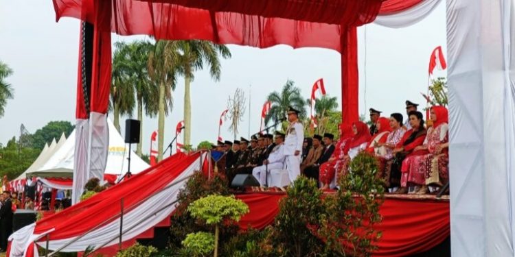 Gubernur Al Haris Pimpinan Upacara HUT ke-79 Republik Indonesia