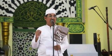 Safari Jumat di Masjid Nurul Jami, Bupati Tanjab Barat Soroti Peningkatan Ekonomi dan Penurunan Kemiskinan