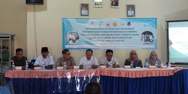 Pemkab Tanjabbar Dukung Kegiatan Penggemukkan yang Diselenggarakan PetroChina