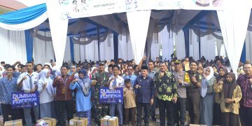 1.061 Siswa Bungo dan Tebo Terima Bantuan Dumisake Pendidikan Gubernur Al Haris