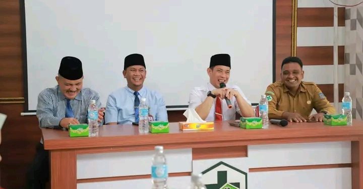 Pjs. Bupati Tanjab Barat Kunjungi Puskesmas Rawat Inap Teluk Nilau di Kecamatan Pengabuan