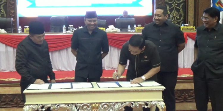 DPRD Dan Gubernur Jambi Sepakati Kupa Dan PPAS Perubahan APBD 2024
