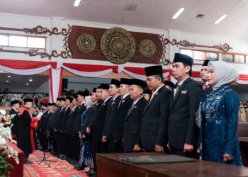 55 Anggota DRPD Provinsi Jambi Resmi Dilantik, Hafiz Fattah Ketua Sementara