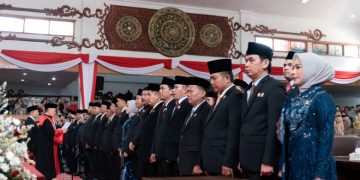 55 Anggota DRPD Provinsi Jambi Resmi Dilantik, Hafiz Fattah Ketua Sementara