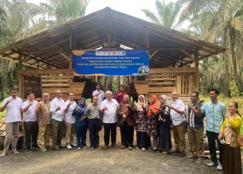 SKK Migas – PetroChina Serahkan 40 Ekor Domba dan Perlengkapan Obat-Obatan di Desa Sungai Keruh