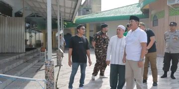 Bupati UAS Pimpin Langsung Gotong Royong Masjid dalam Rangka Menyambut Ramadhan 1446