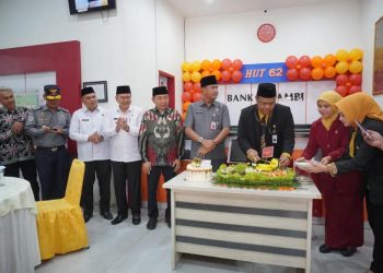 Ketua DPRD Tanjabbar Hadiri HUT Bank Jambi ke-62