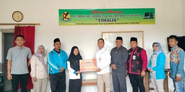 Tingkatkan Mutu SDM Lokal, SKK Migas PetroChina Serahkan Bantuan Perlengkapan Komputer ke LPK di Purwodadi Tanjab Barat