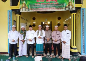 Ketua DPRD Tanjabbar Hadiri Peringatan Isra Mi’raj Nabi Muhammad SAW di Masjid Nurul Huda, BTN Selempang Merah
