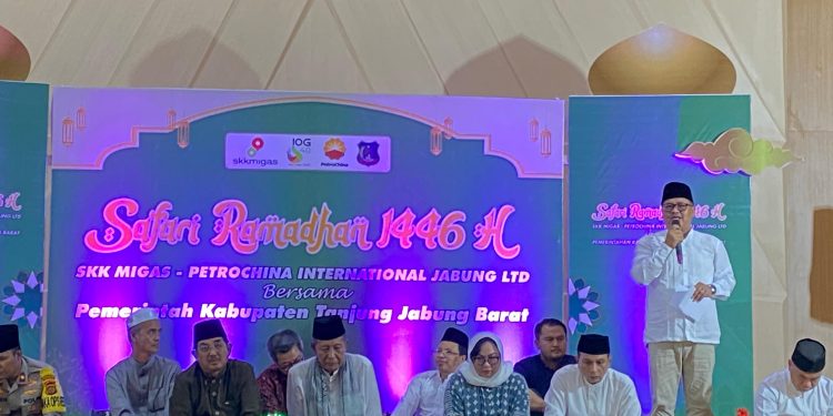 Pererat Silaturahmi, SKK Migas – PetroChina Gelar Safari Ramadhan Bersama Pemkab Tanjab Barat