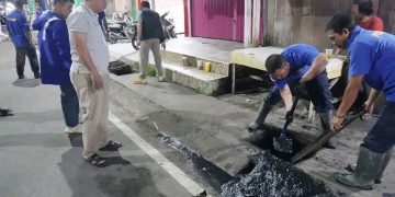 Wabup Katamso Tinjau Pembersihan Drainase Malam Hari, Himbau Warga Tidak Buang Sampah Sembarangan