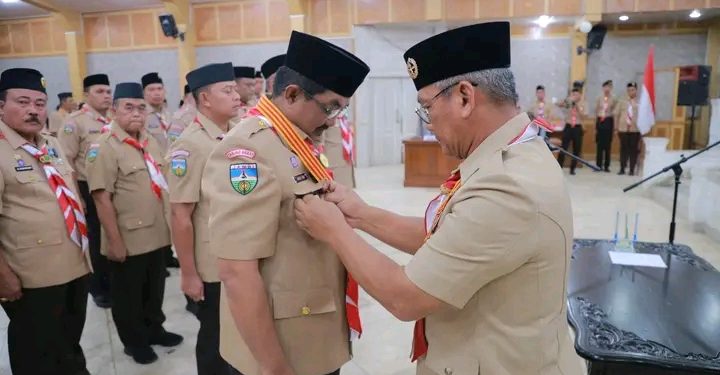 Bupati Tanjab Barat Resmi Dilantik sebagai Ketua Kamabicab Gerakan Pramuka Masa Bakti 2024-2029