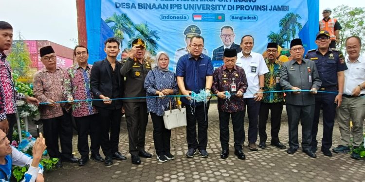 Lepas Ekspor Pinang ke Bangladesh, Gubernur Al Haris Apresiasi Pengusaha Muda Binaan IPB