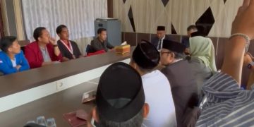 Miris dengan PETI dan Narkoba, Puluhan Mahasiswa dan Pemuda Bungo Sambangi DPRD